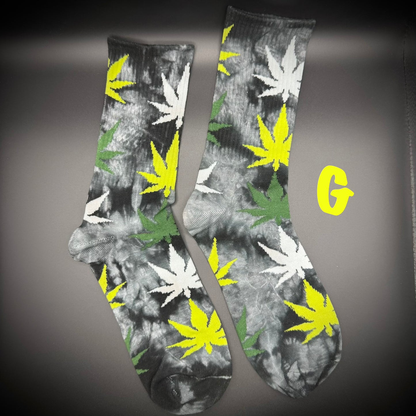 PLUR Leaf Tie-Dye Crew Socks