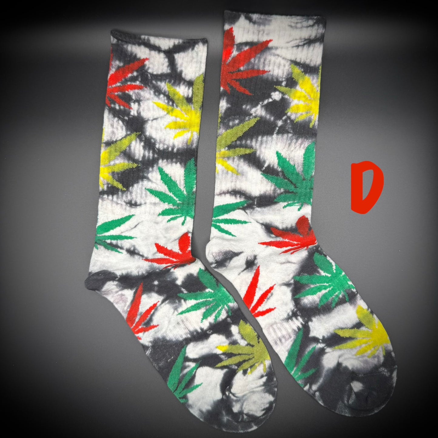 PLUR Leaf Tie-Dye Crew Socks