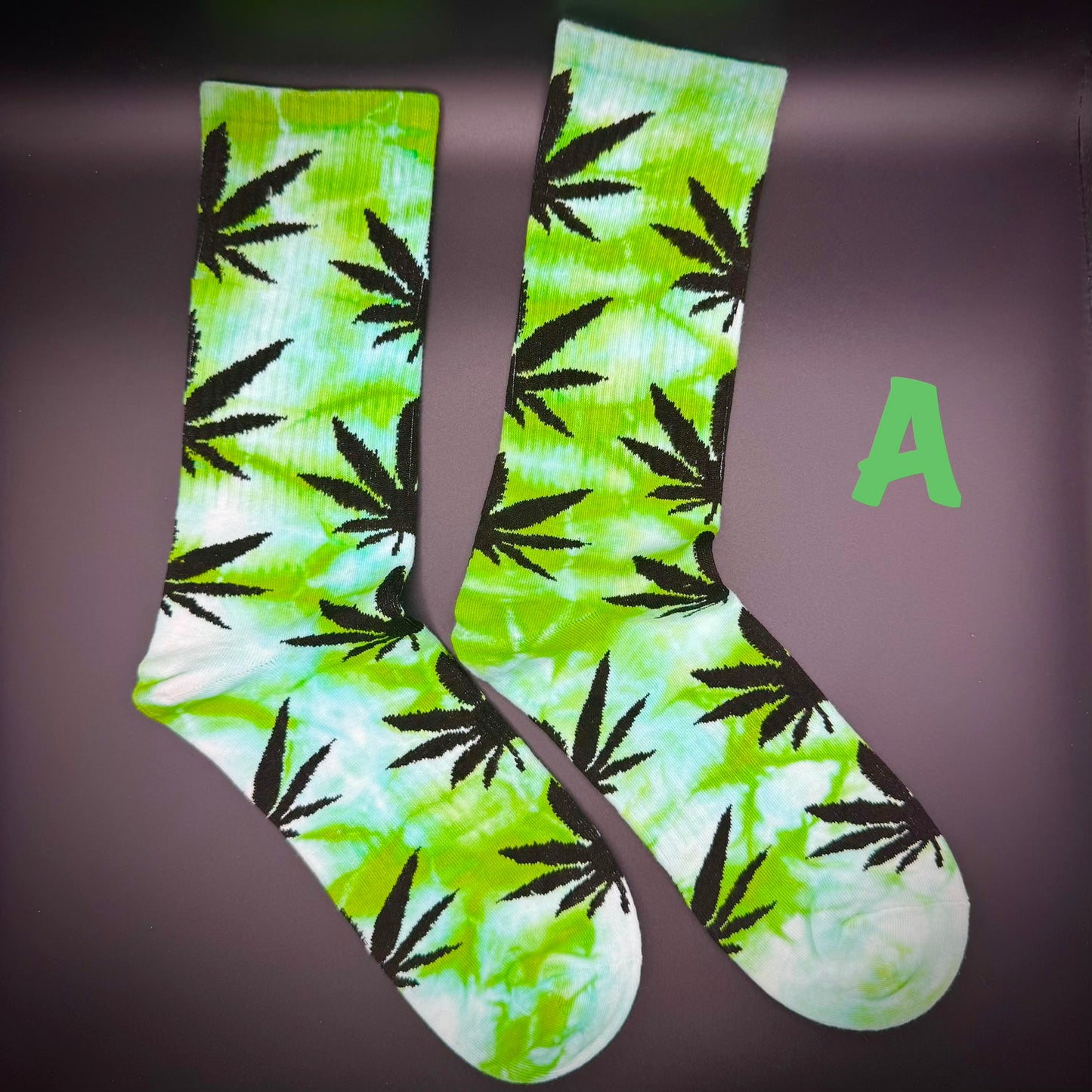 PLUR Leaf Tie-Dye Crew Socks
